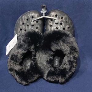 crocs classic mammoth luxe metallic